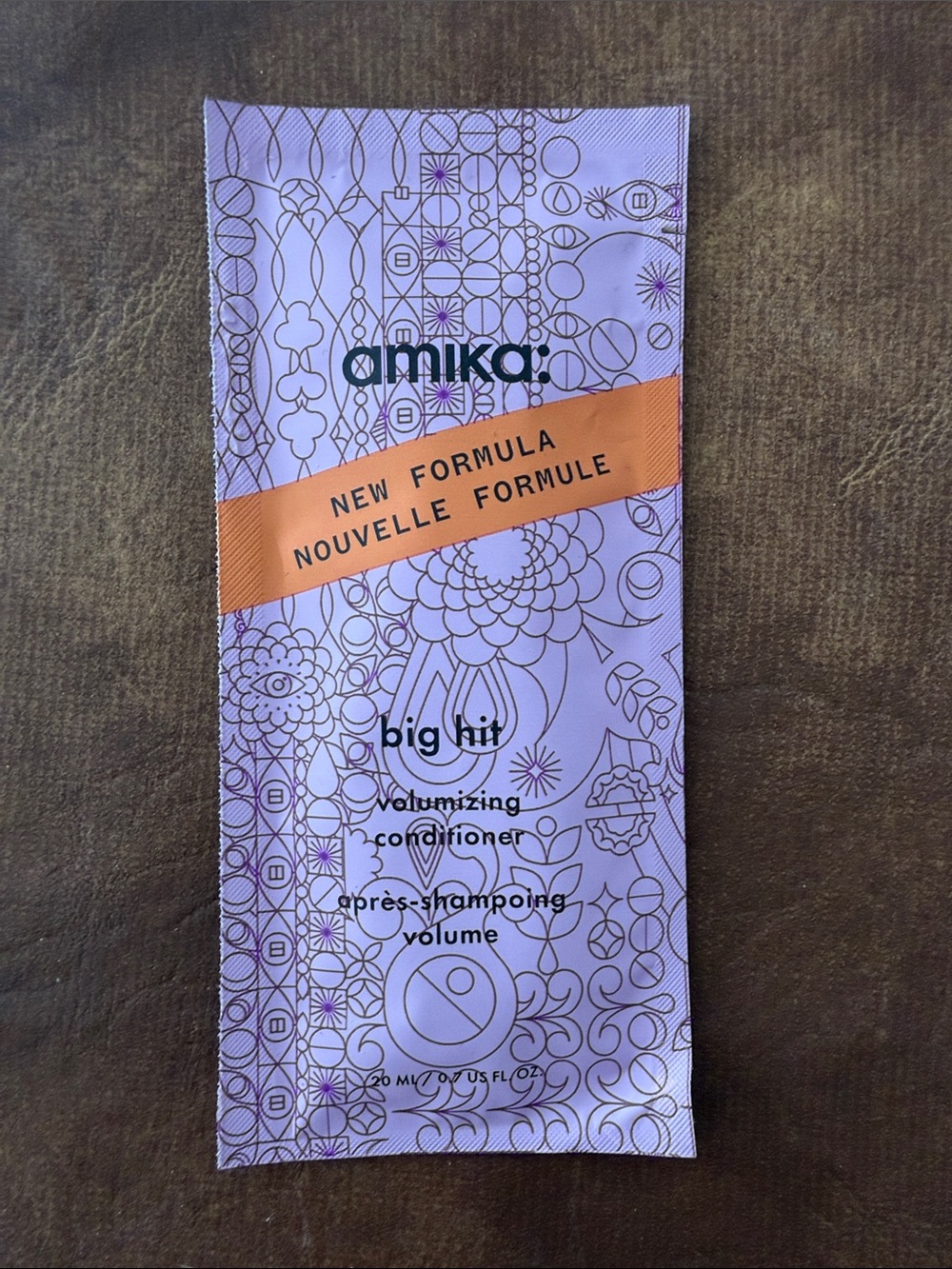 🩵 4/10$ or 10/20$ 🩵 sample size makeup & skincare. Amika conditioner
